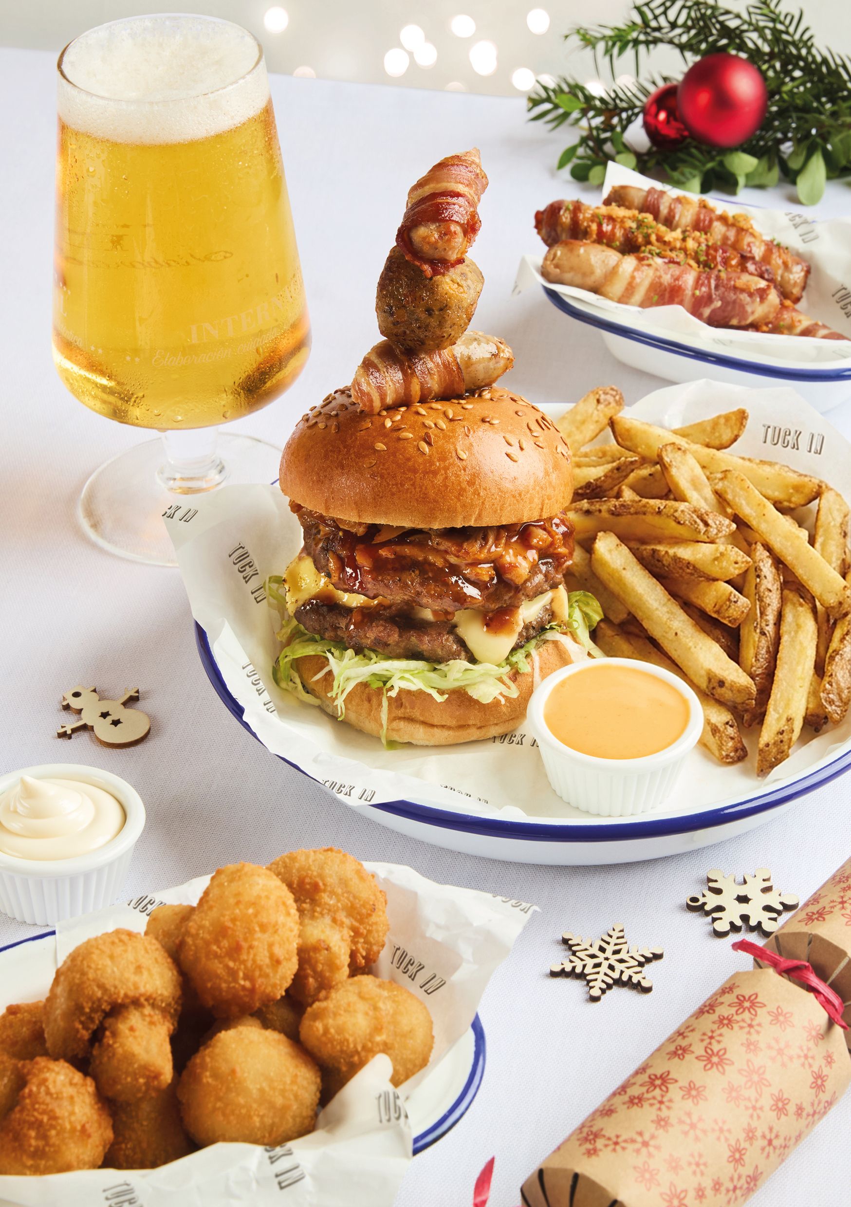 Festive Lunch & Dinner at The Original White Hart in Ringwood